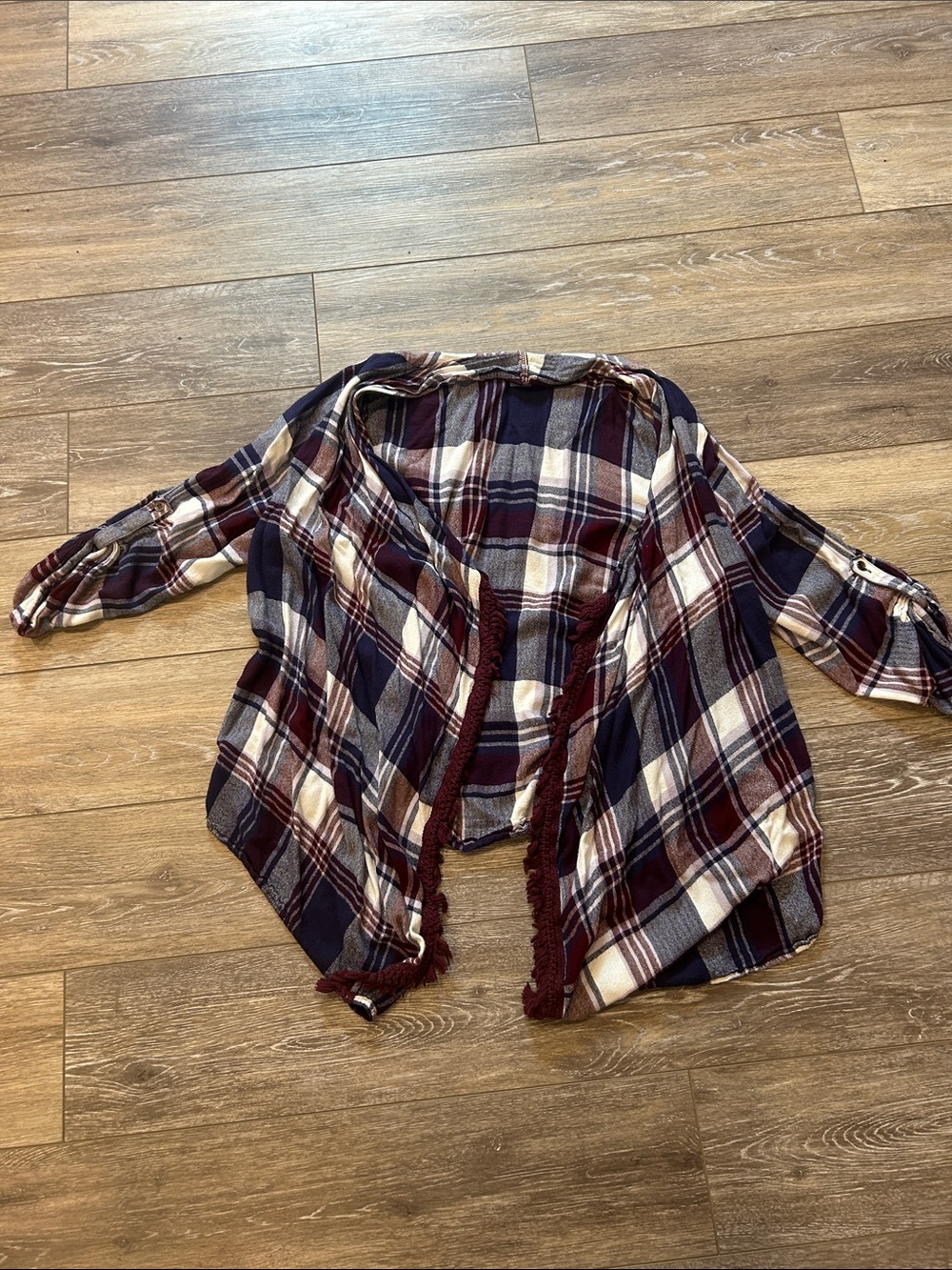 VENUS Plaid Button-Down Shirt in Navy, Burgundy & Cream